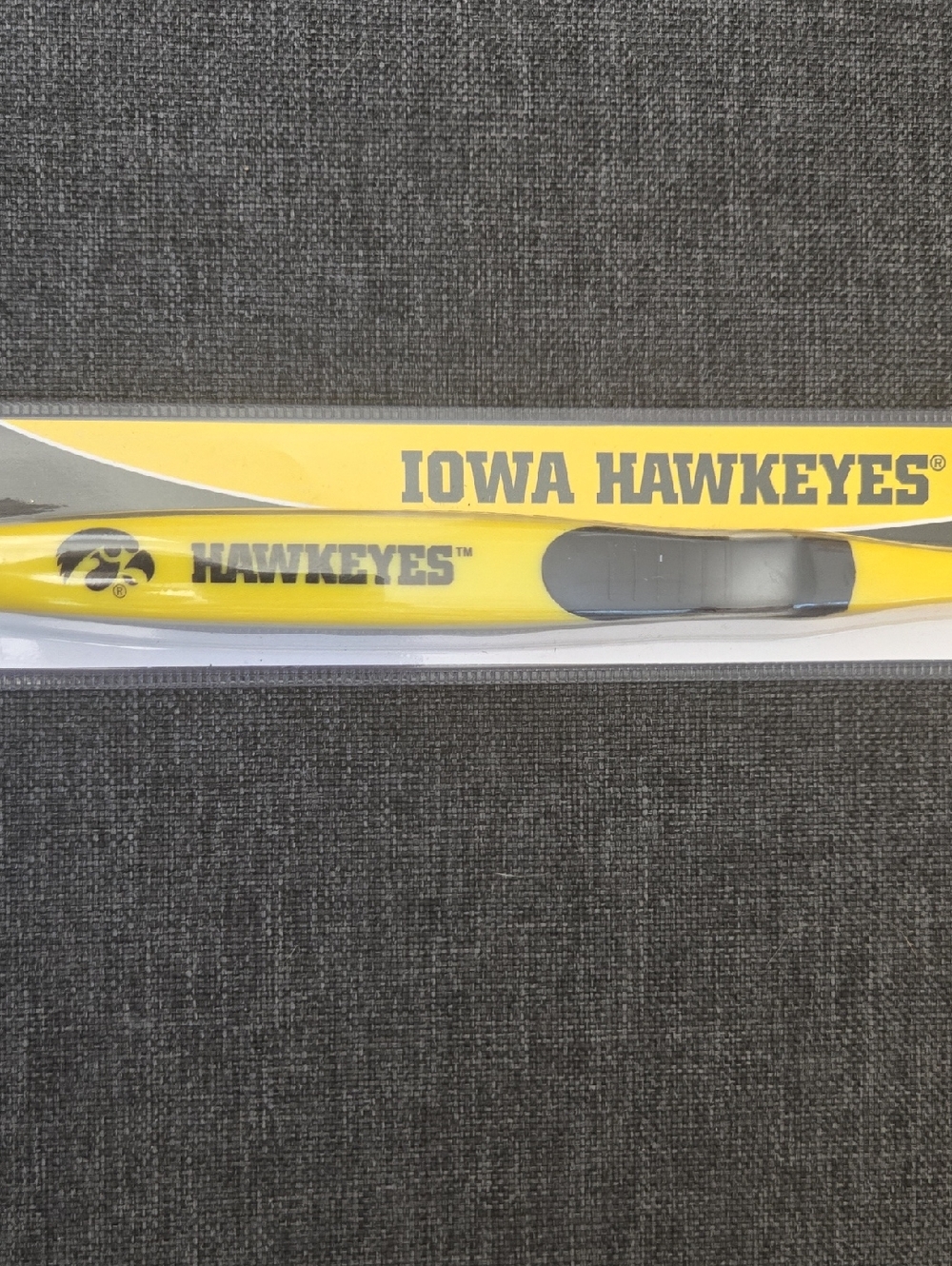 💥Iowa Hawkeyes Toothbrush - Picture 2 of 5